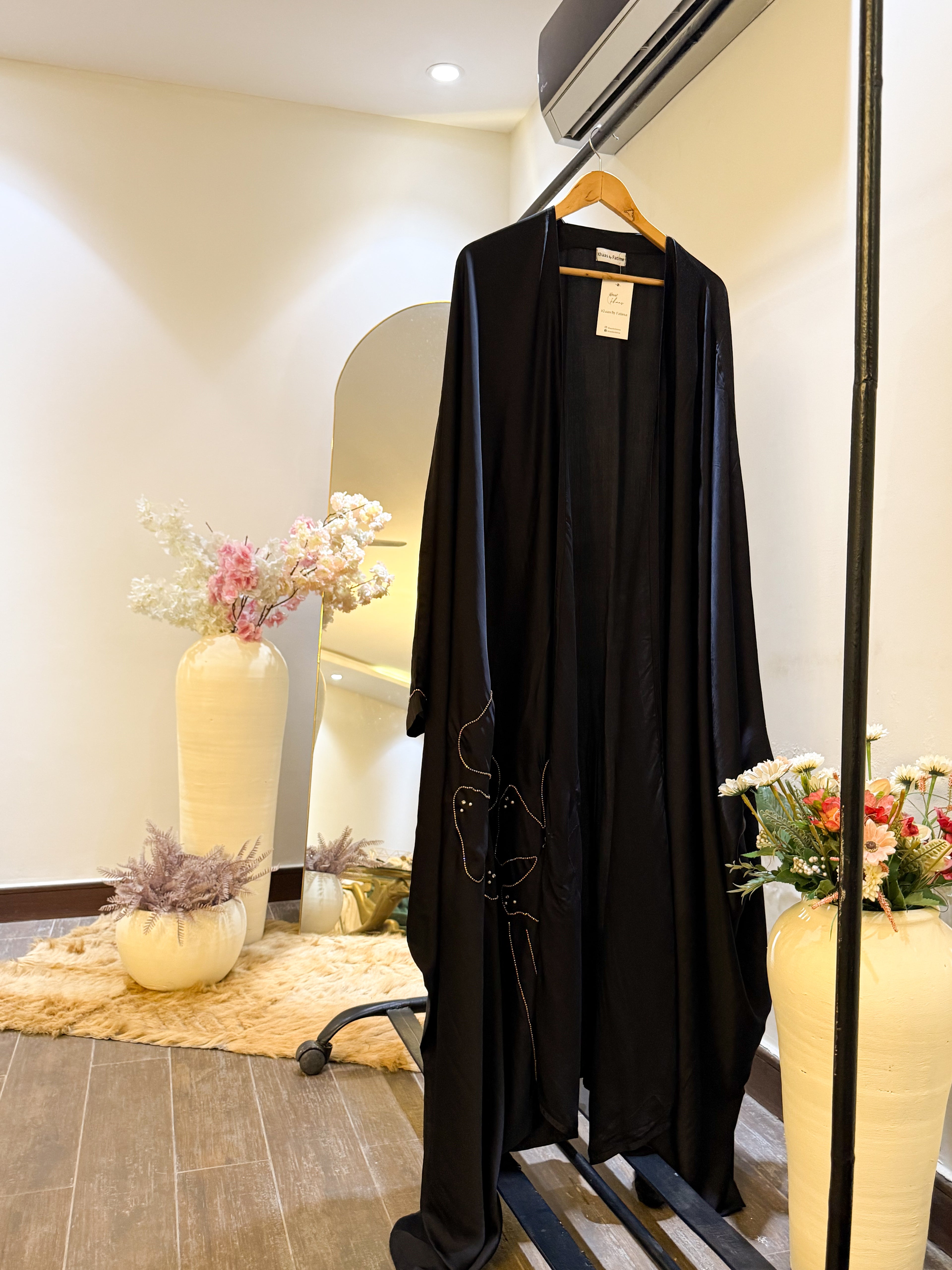 Black Luxury Abaya
