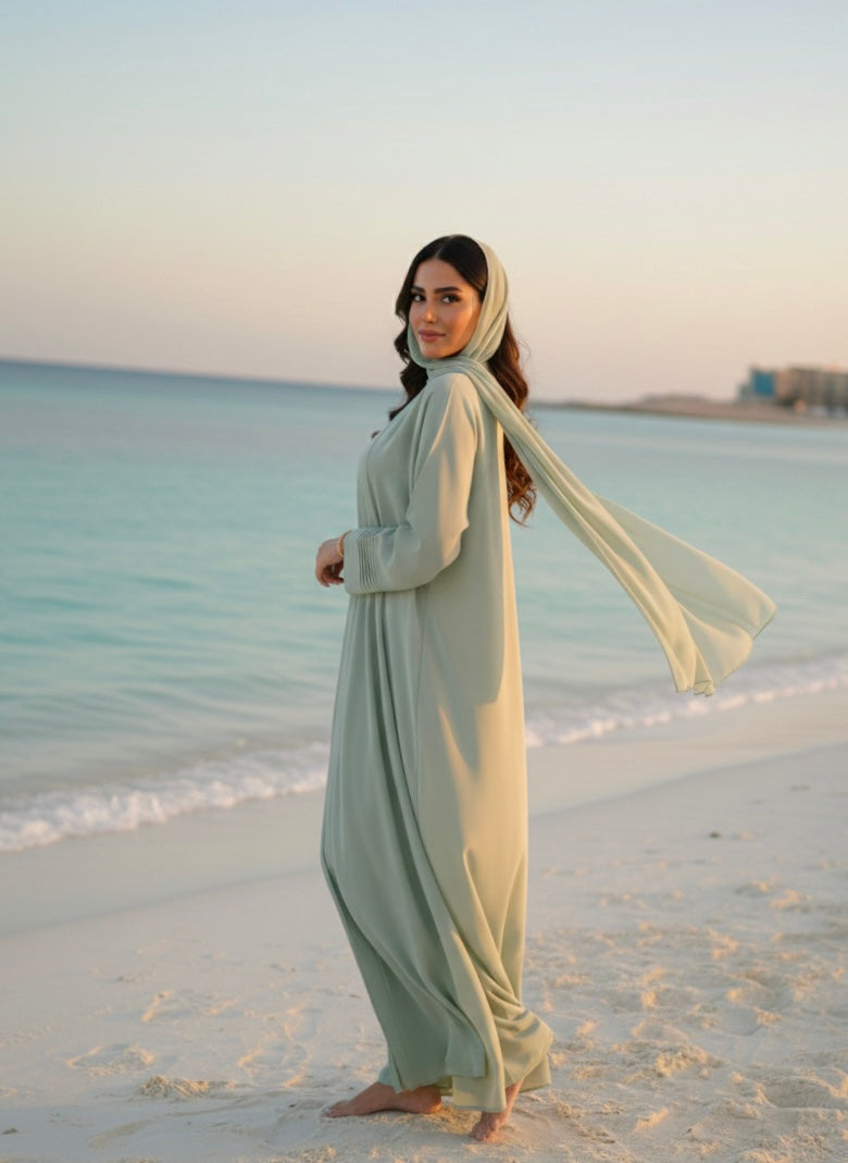 "Hayaa" Mint Abaya